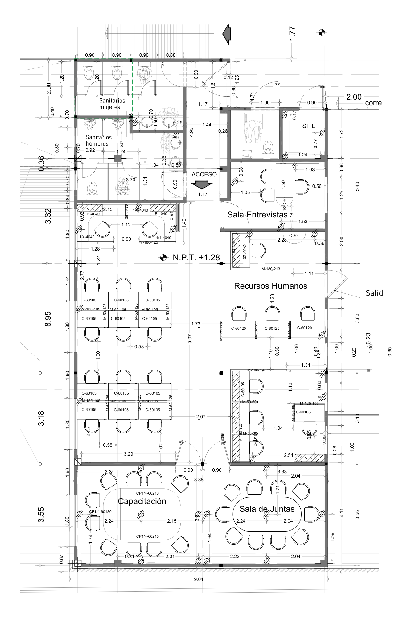 Plano arquitectónico de remodelación de oficinas corporativas con distribución de áreas operativas y administrativas.